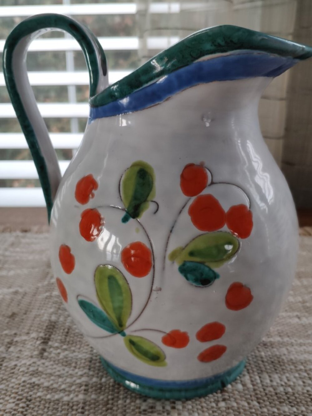 Italian Sgraffito Majolica Pitcher VTG Pottery Floral Hand Painted Jug Vase 7.5"
